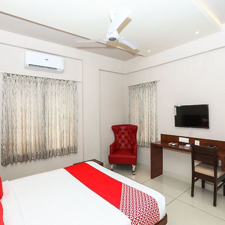 Oyo 15220 Jn Stay ไมซอร์ ภายนอก รูปภาพ